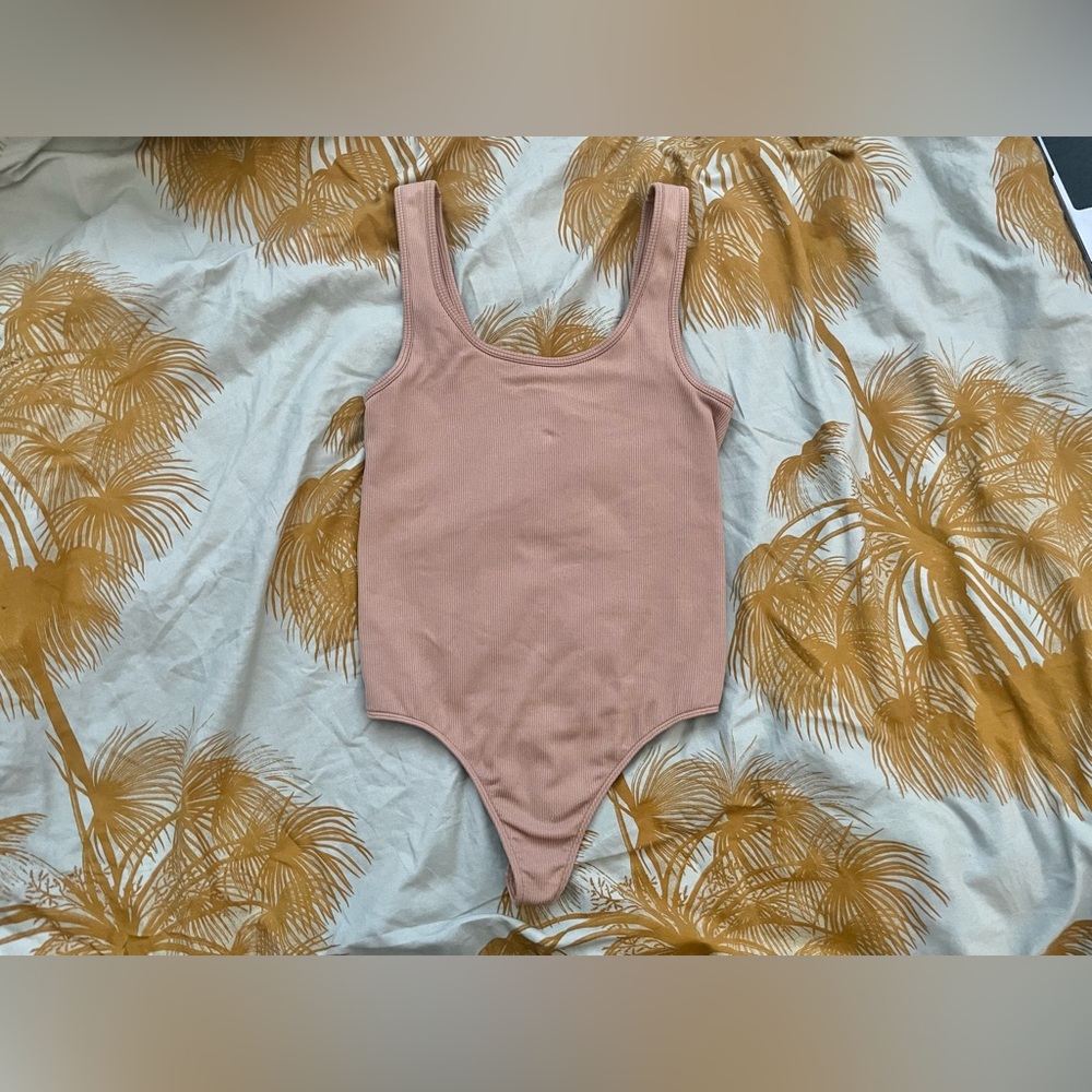 nwot Babaton group sinchseamless bodysuit xs